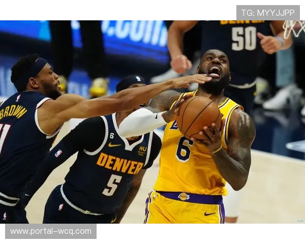 掘金主场胜湖人，约基奇穆雷合砍70分